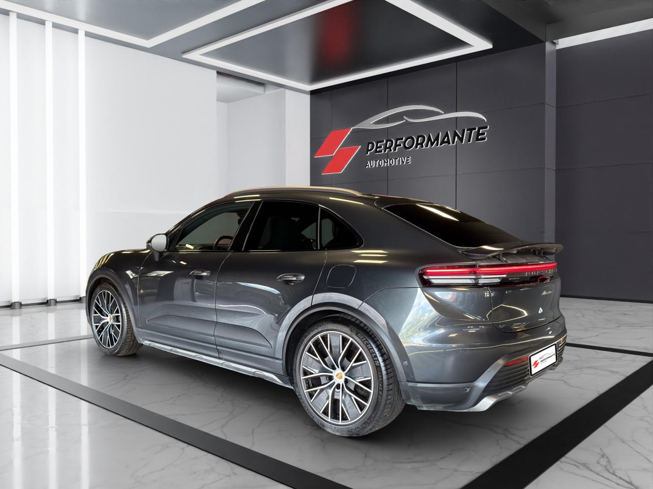 Porsche Macan 4 600km di autonomia, PERFETTA