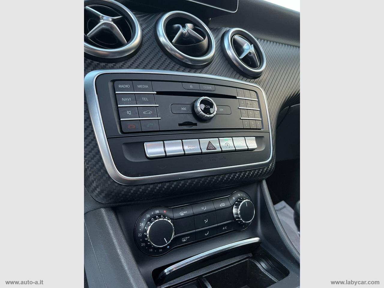 MERCEDES-BENZ A 200 d Premium