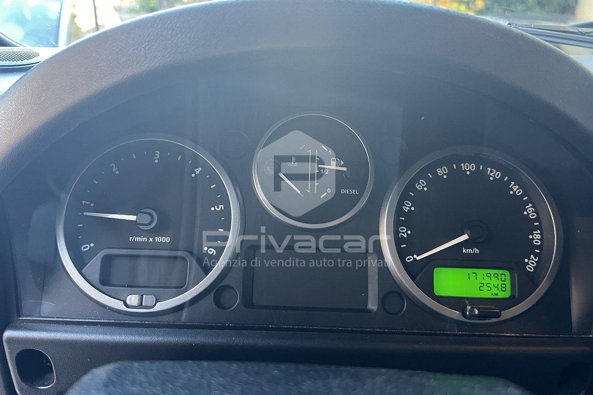 LAND ROVER Defender 110 2.4 TD4 Station Wagon E