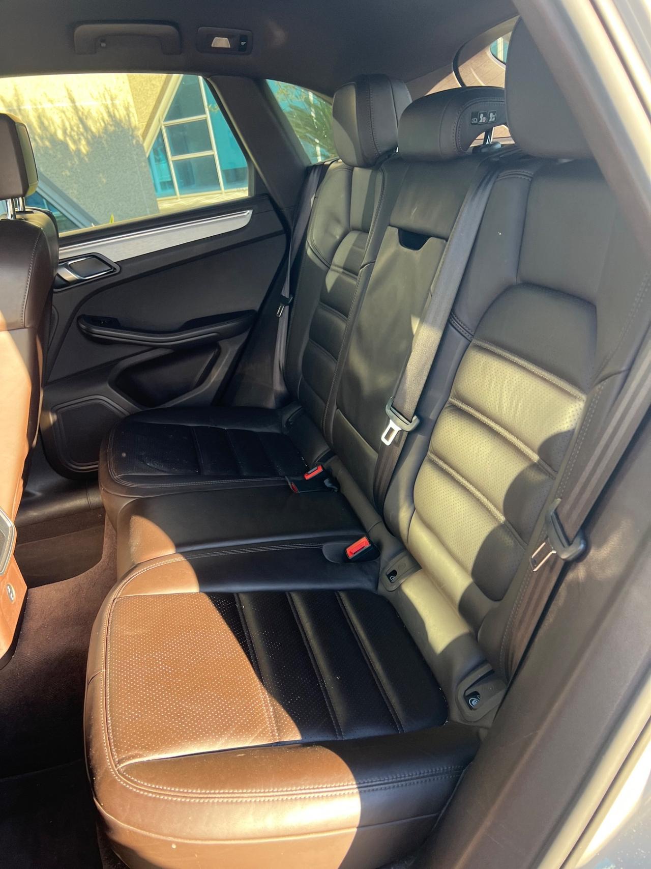 Porsche Macan 2.0 245cv pdk