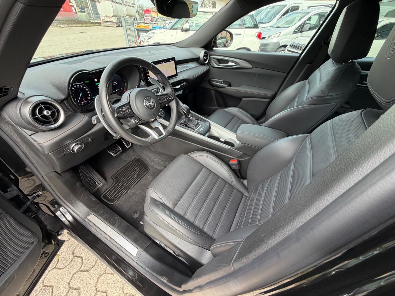 Alfa Romeo Tonale 1.3 280 CV PHEV AT6 Q4 Veloce