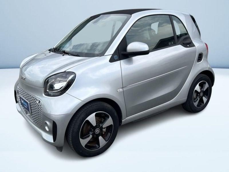 smart fortwo EQ PASSION 4,6KW