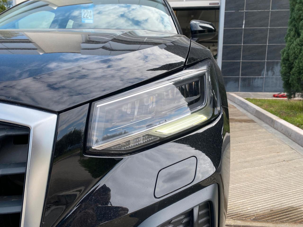 Audi Q2 35 TFSI Business