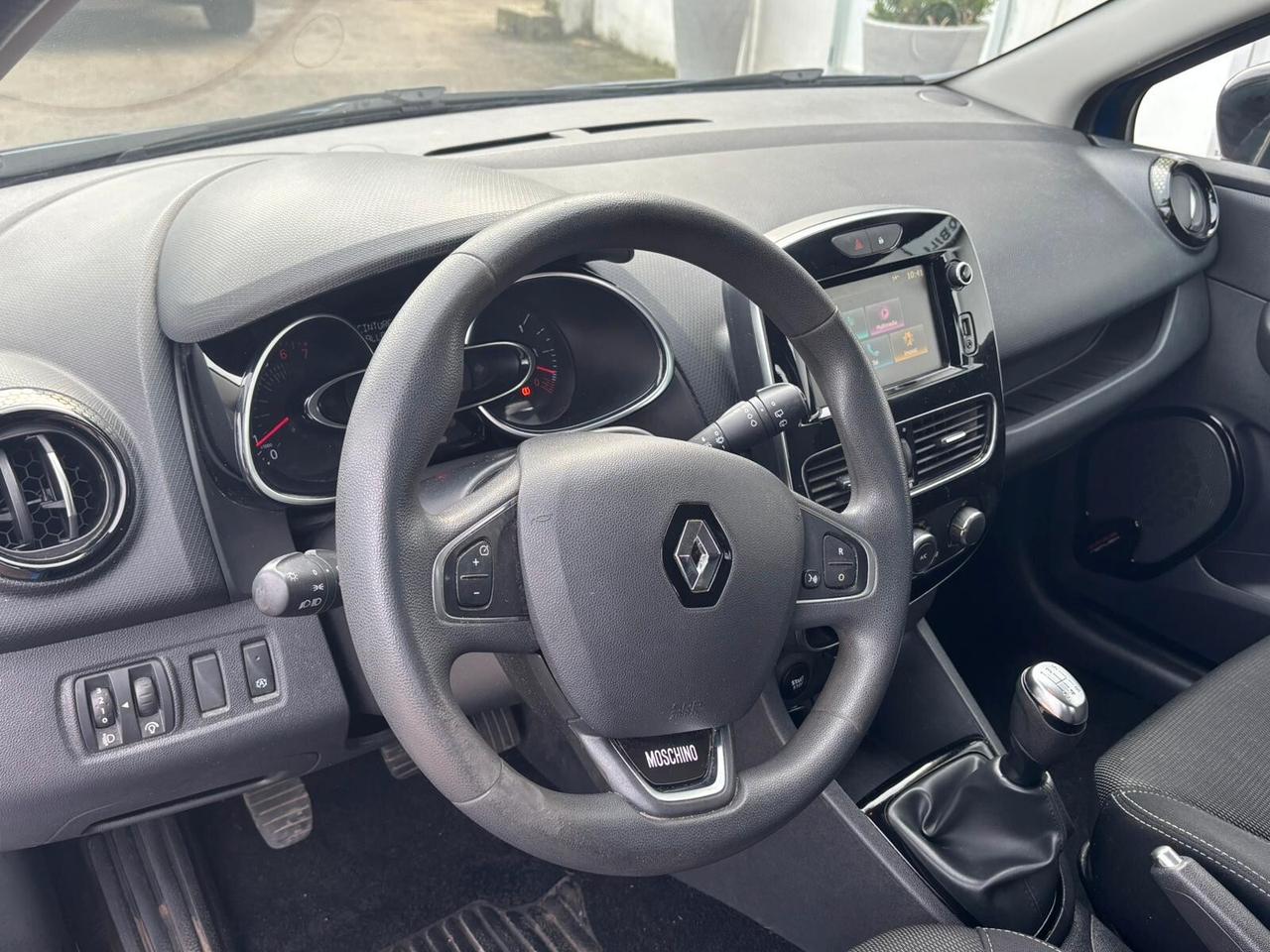 Renault Clio TCe 12V 90 CV 5 porte Moschino