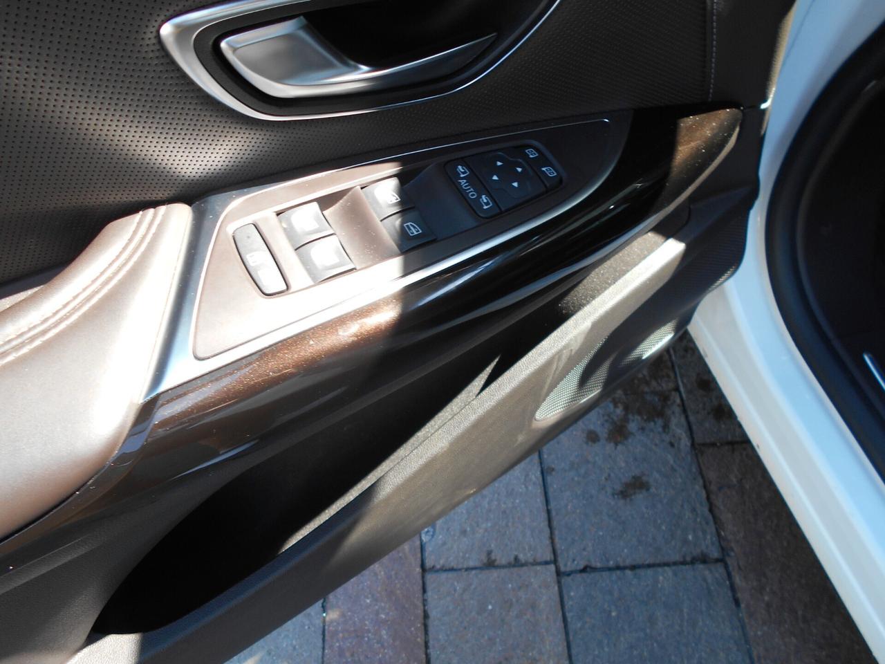 Renault Espace INITIALE PARIS 4 CONTROL 1.6 dci 160 cv automatico 7 posti