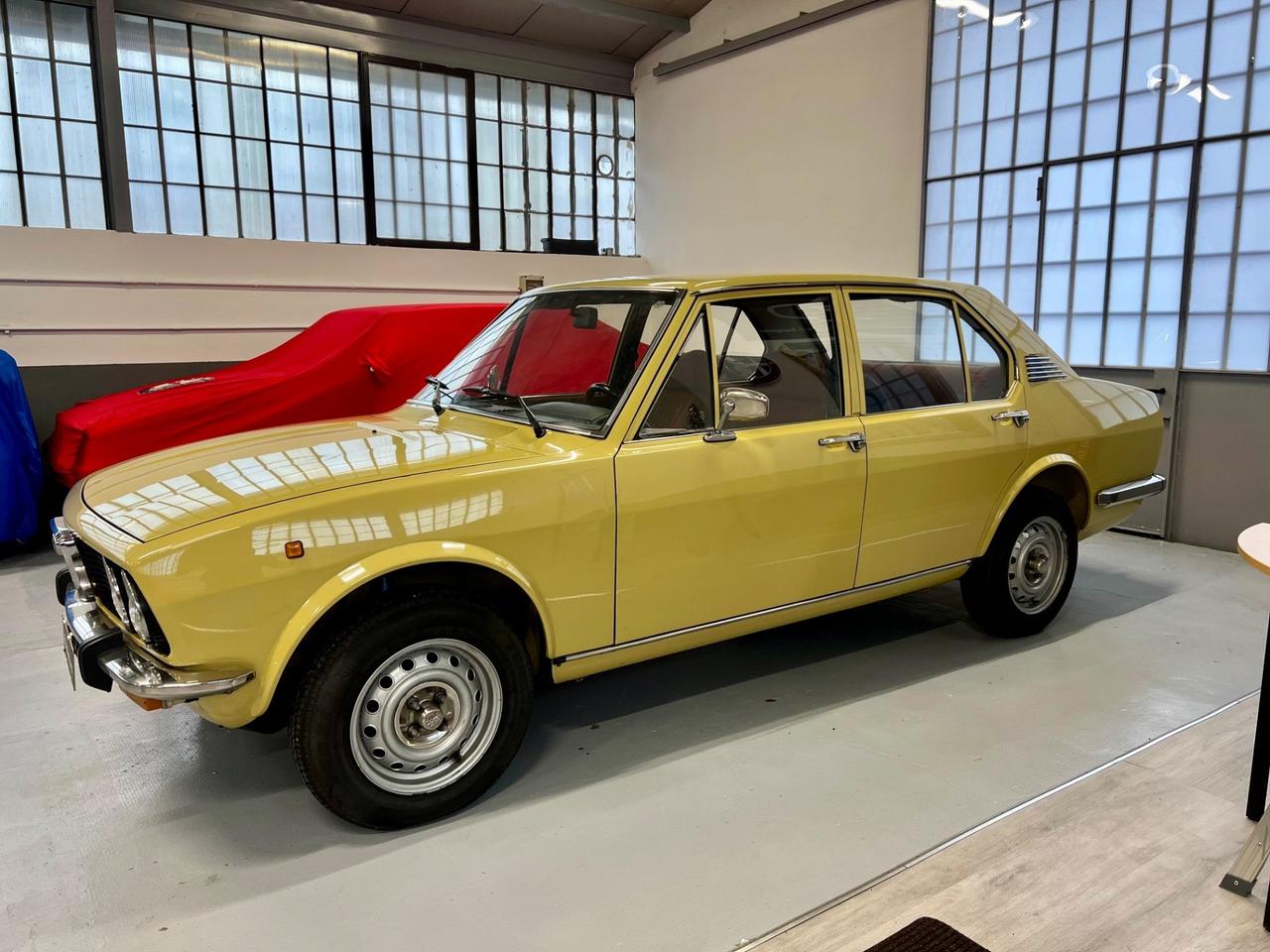 Alfa Romeo Alfetta 1.6 Unificata - 1977