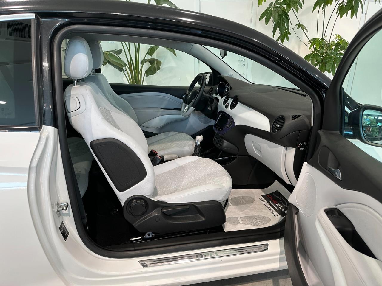 Opel Adam 1.2 70 CV