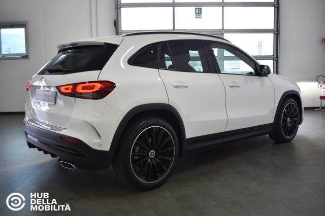 MERCEDES-BENZ GLA 200 d Automatic Premium