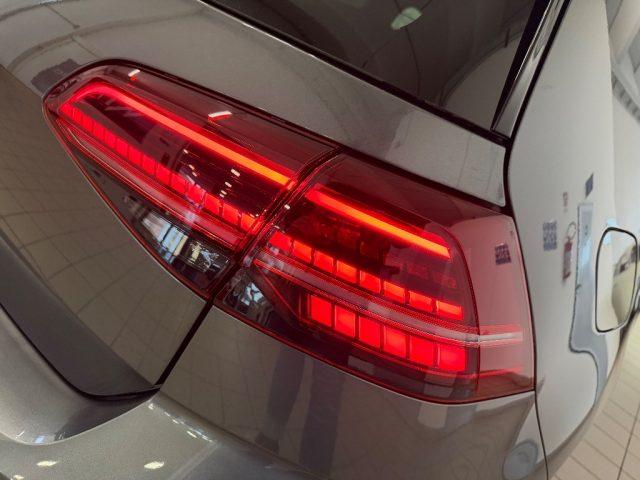 VOLKSWAGEN Golf GTI Performance DSG