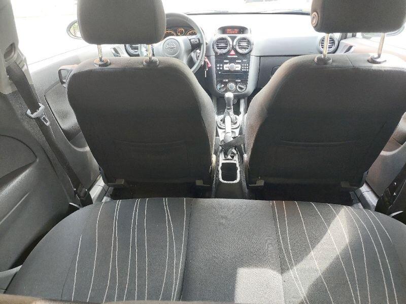 Opel Corsa 1.2 80CV 3 porte GPL-TECH Edition gomme nuove e frizione