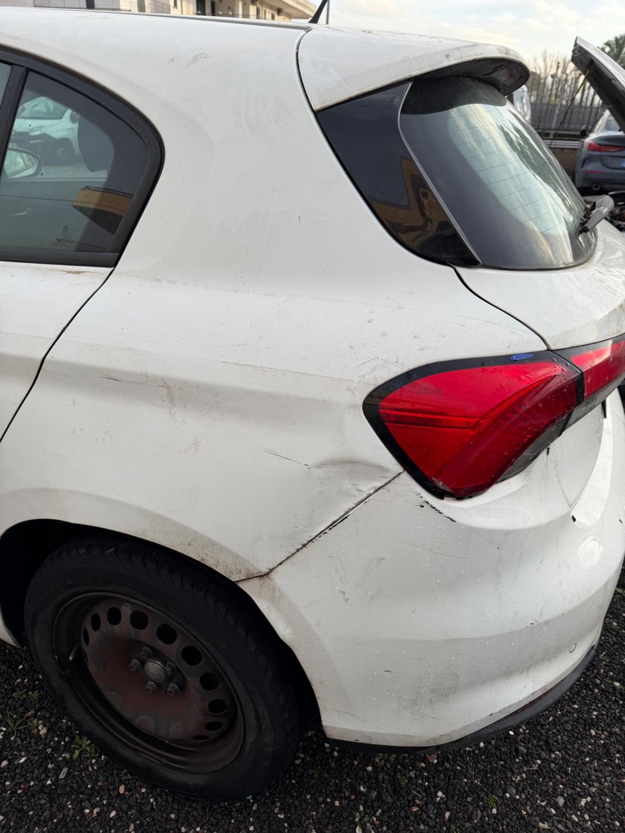 Fiat Tipo 1.3 Mjt 4 porte Easy