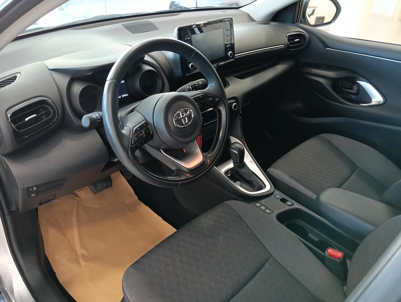 Toyota Yaris 1.5 Hybrid 5p Trend Autocarro 4 posti