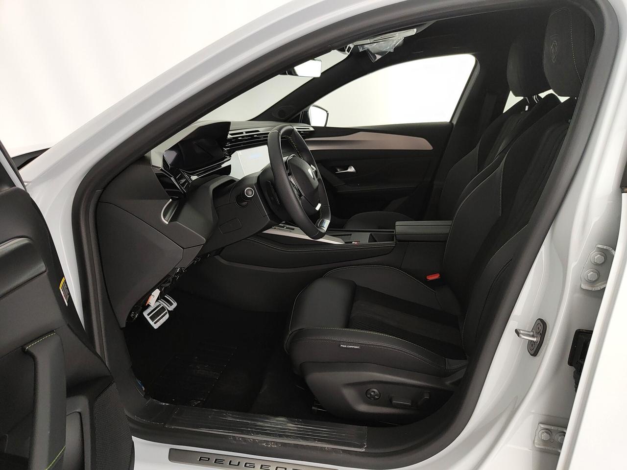 Peugeot 308 Hybrid 145 e-DCS6 GT