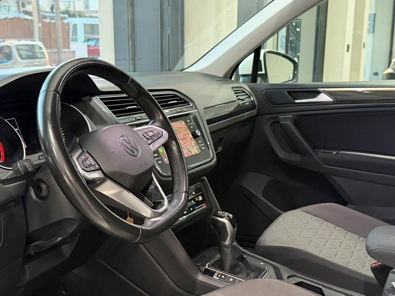 Volkswagen Tiguan 2.0 TDI 150 CV SCR DSG Elegance
