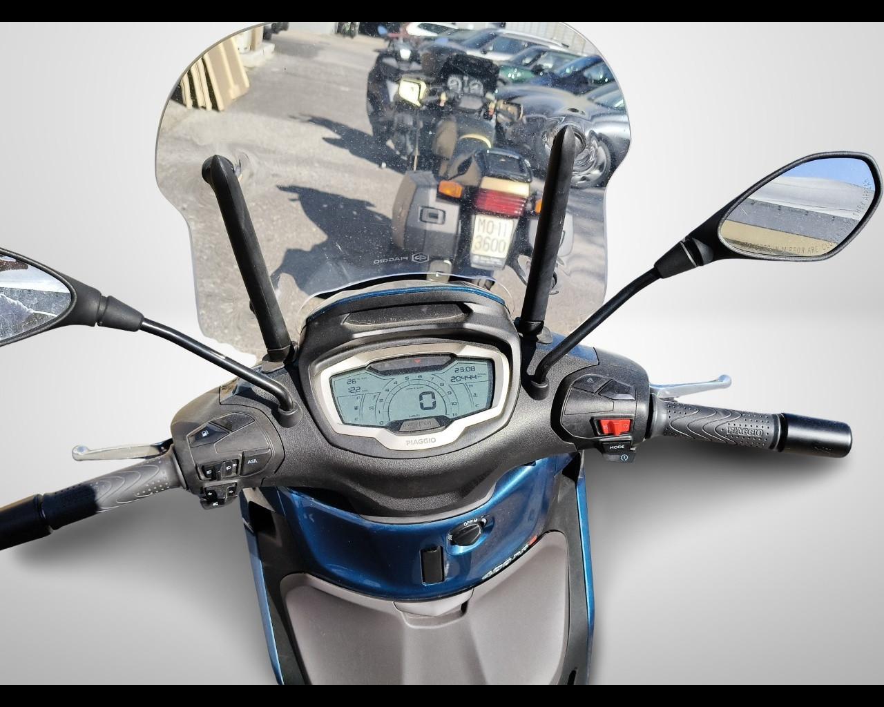PIAGGIO Beverly 400 - ABS-ASR