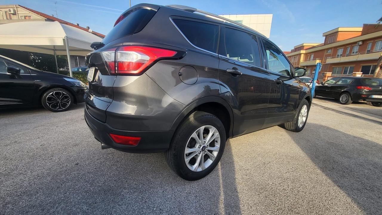 FORD KUGA 1.5 TDCI AUTOMATICA TITANIUM