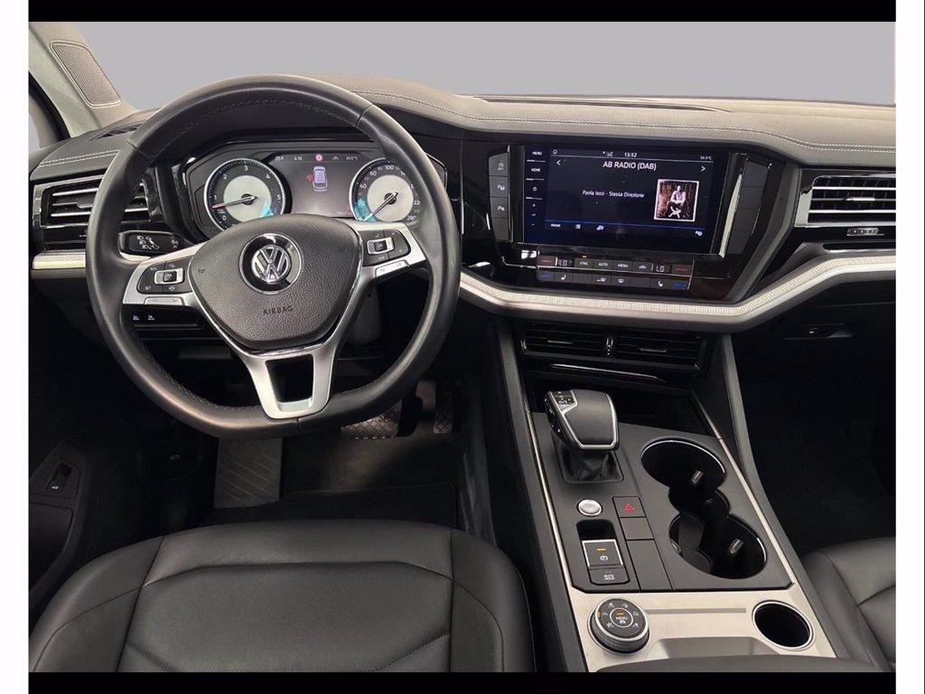 VOLKSWAGEN Touareg 3.0 v6 tdi advanced 231cv tiptronic del 2019