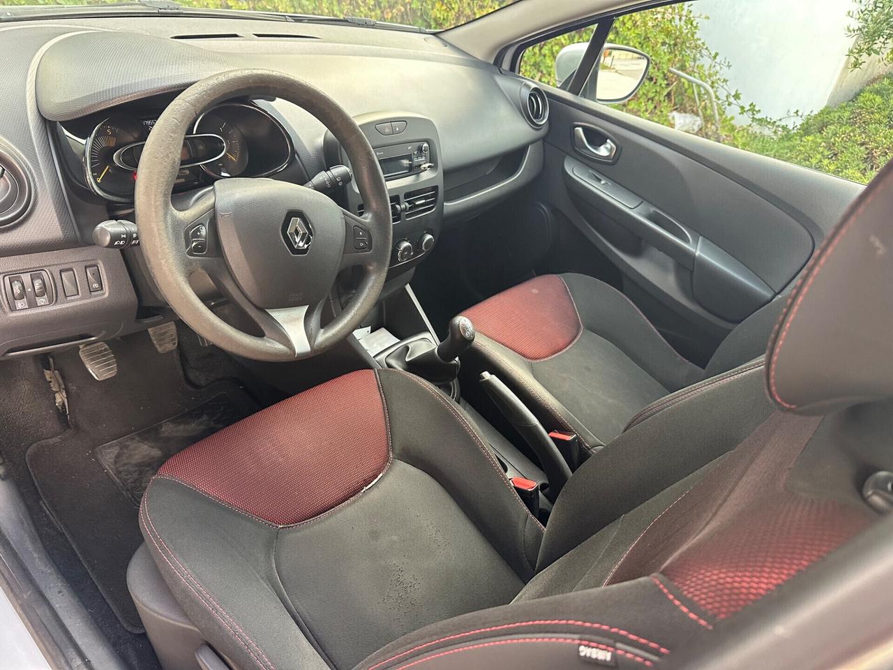 Renault Clio 1.5 dCi 75CV
