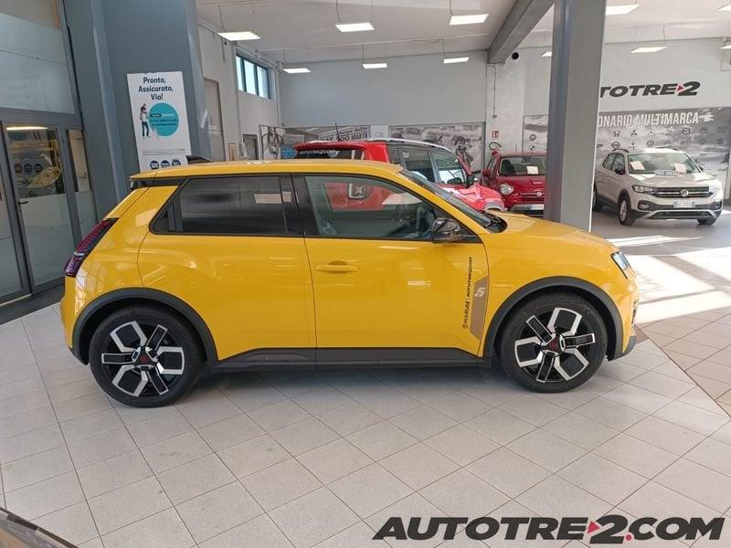 Renault 5 E-Tech Electric 40 KWH techno 120 cv urban range A PARTIRE DA € 20.900 DETAX