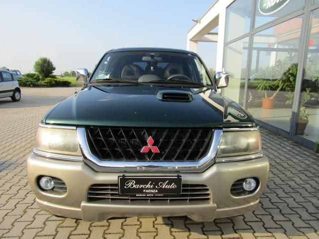 MITSUBISHI Pajero Sport 2.5 TDI GLS