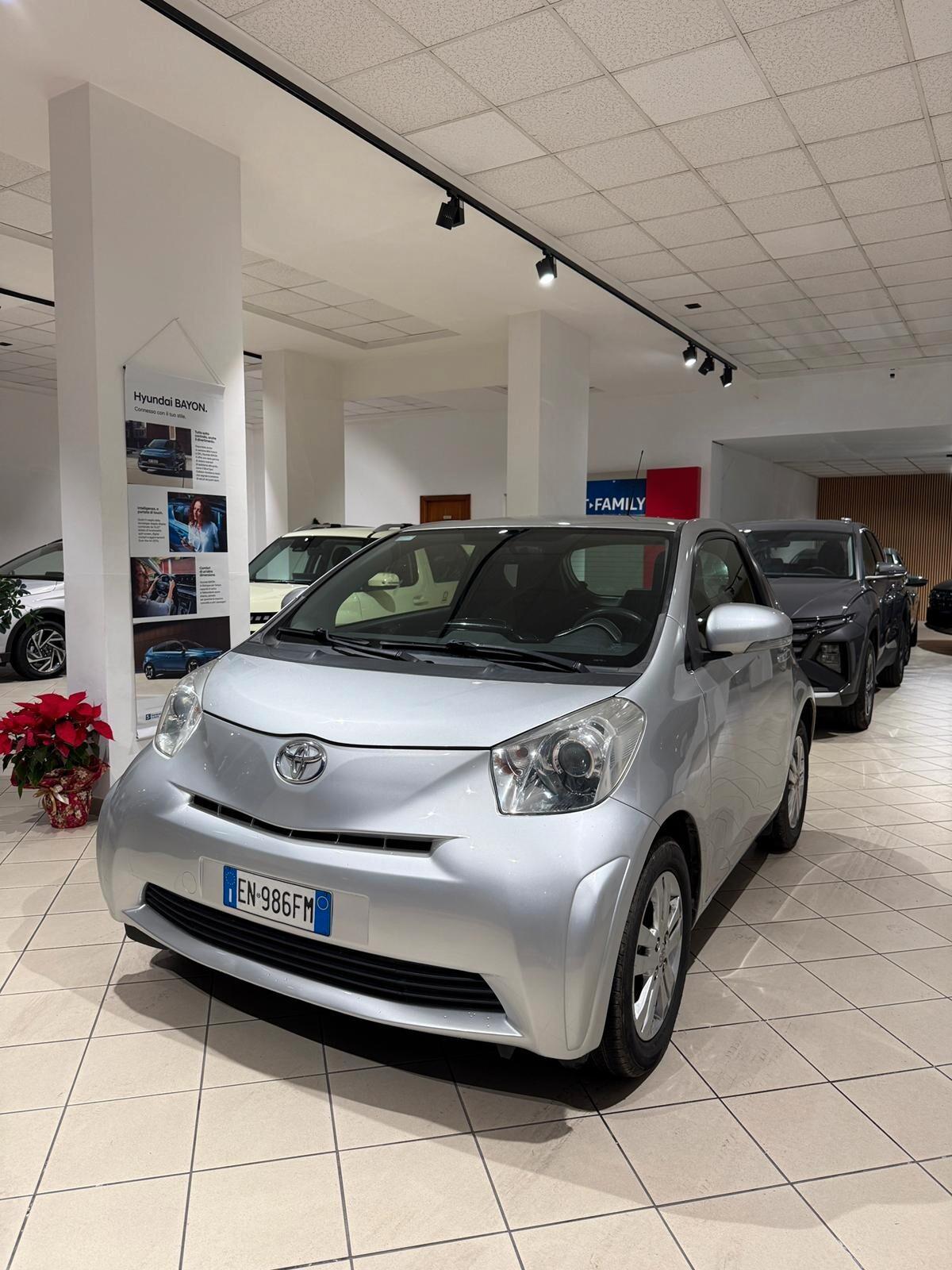 Toyota iQ 1.0 Sol