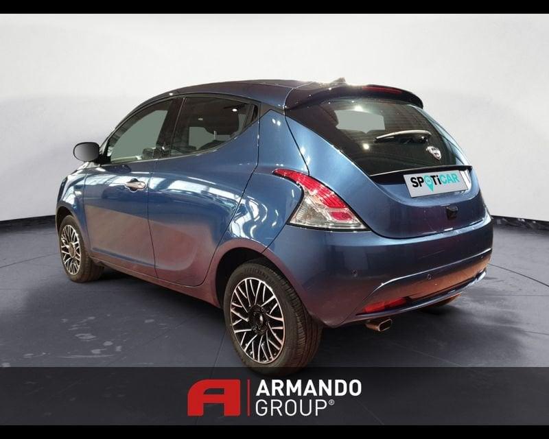 Lancia Ypsilon 3ª serie 1.0 FireFly 5 porte S&S Hybrid Platino