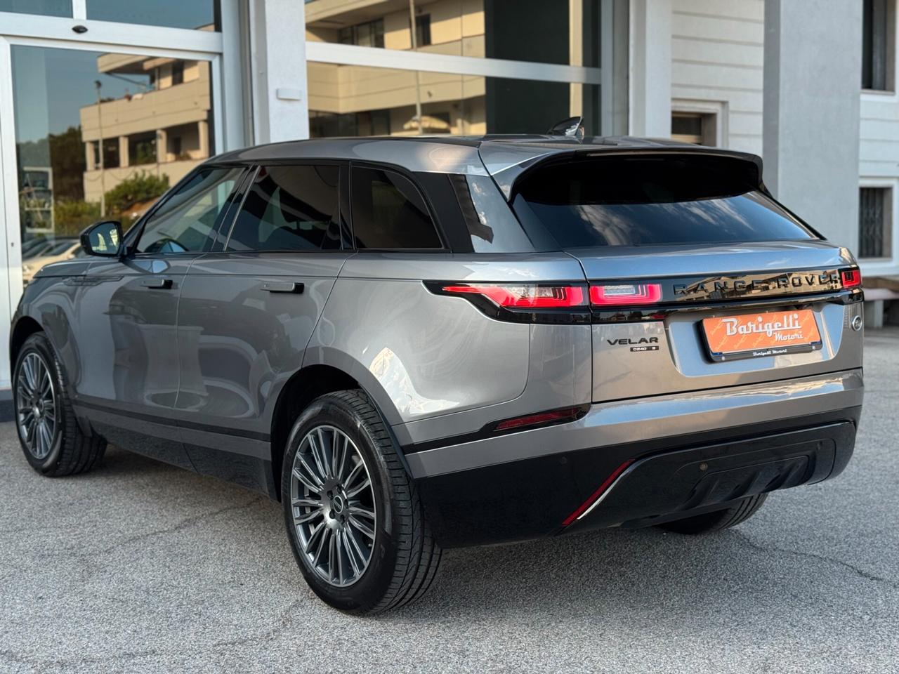 Land Rover Range Rover Velar 2.0D I4 240 CV R-Dynamic S, Tetto, Cerchi 20"