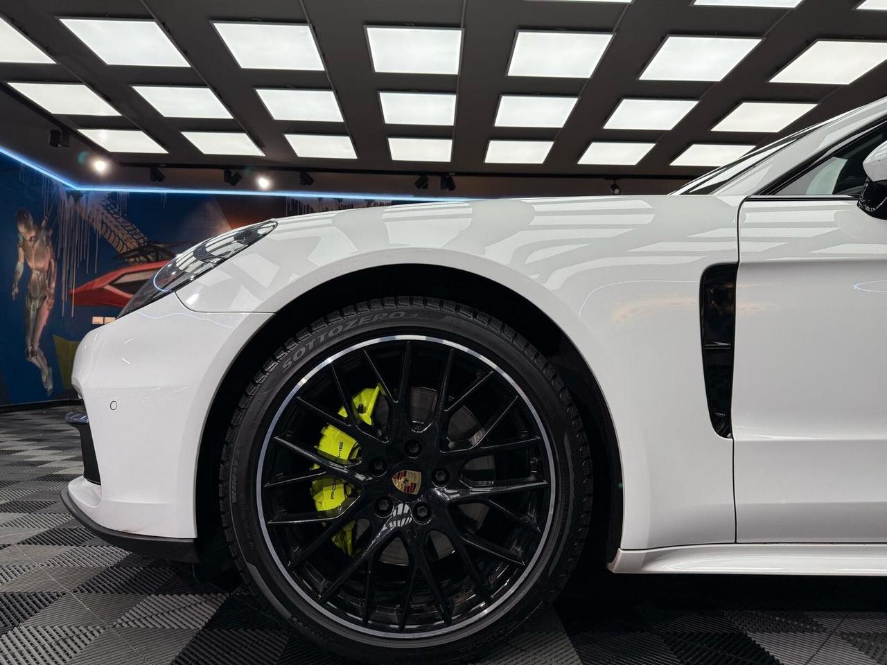 Porsche Panamera 4.0 4S auto (491)