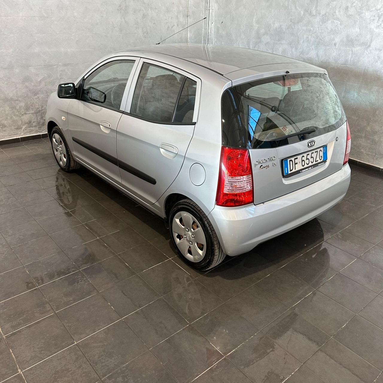 Kia Picanto 1.0 12V Urban