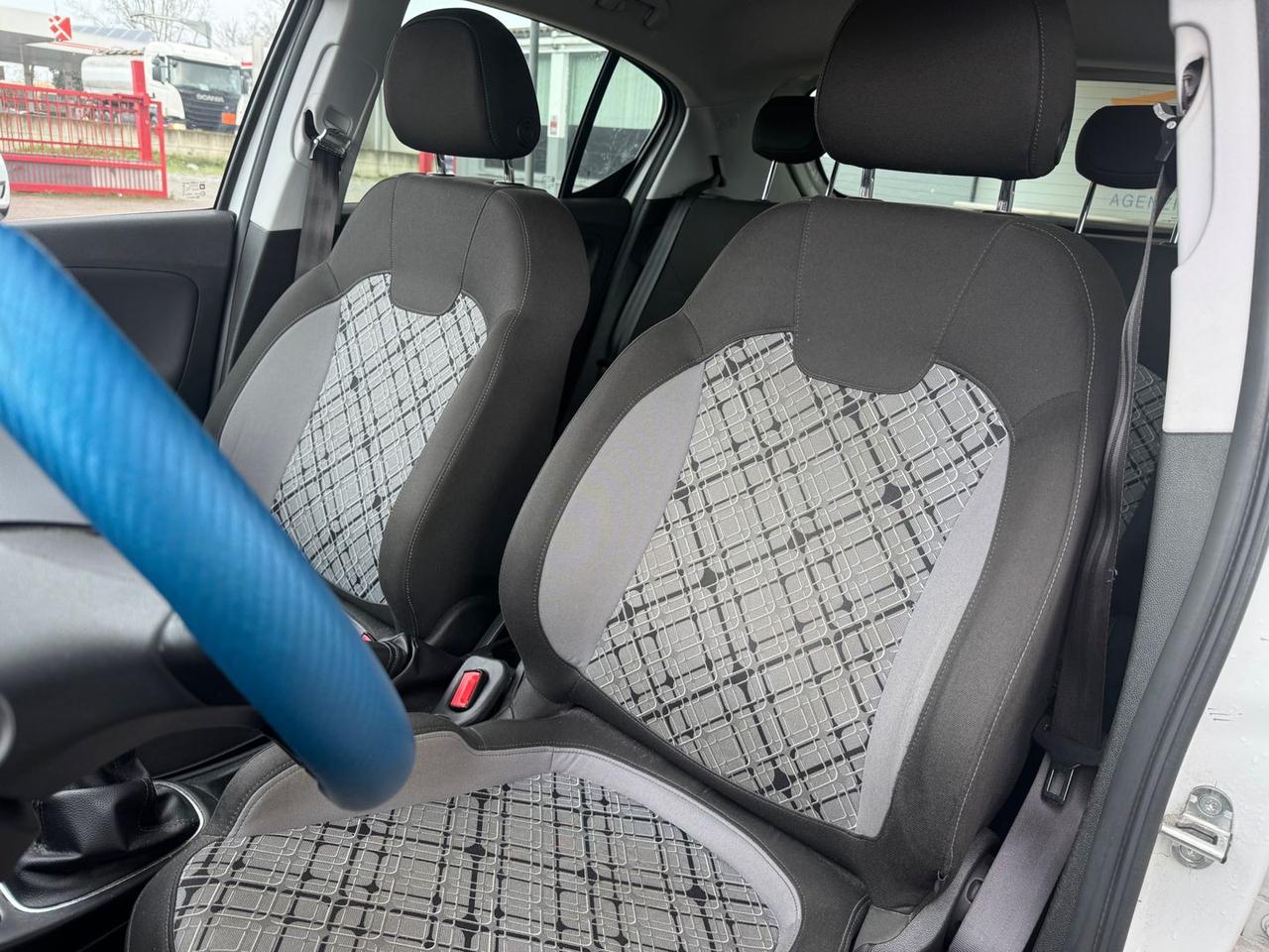 Opel Corsa Cosmo 1.2 #9269