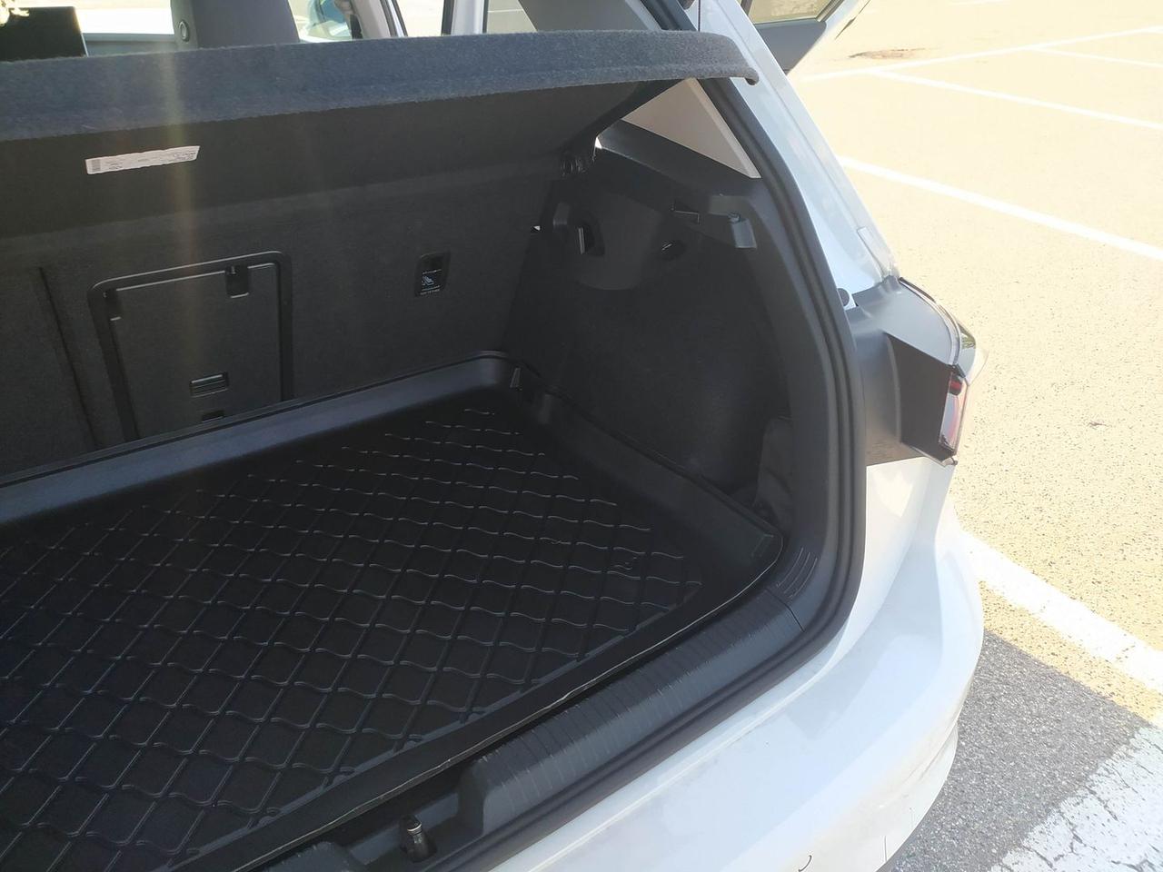 Volkswagen Golf Style 1.5 eHybrid PHEV 204C #12024