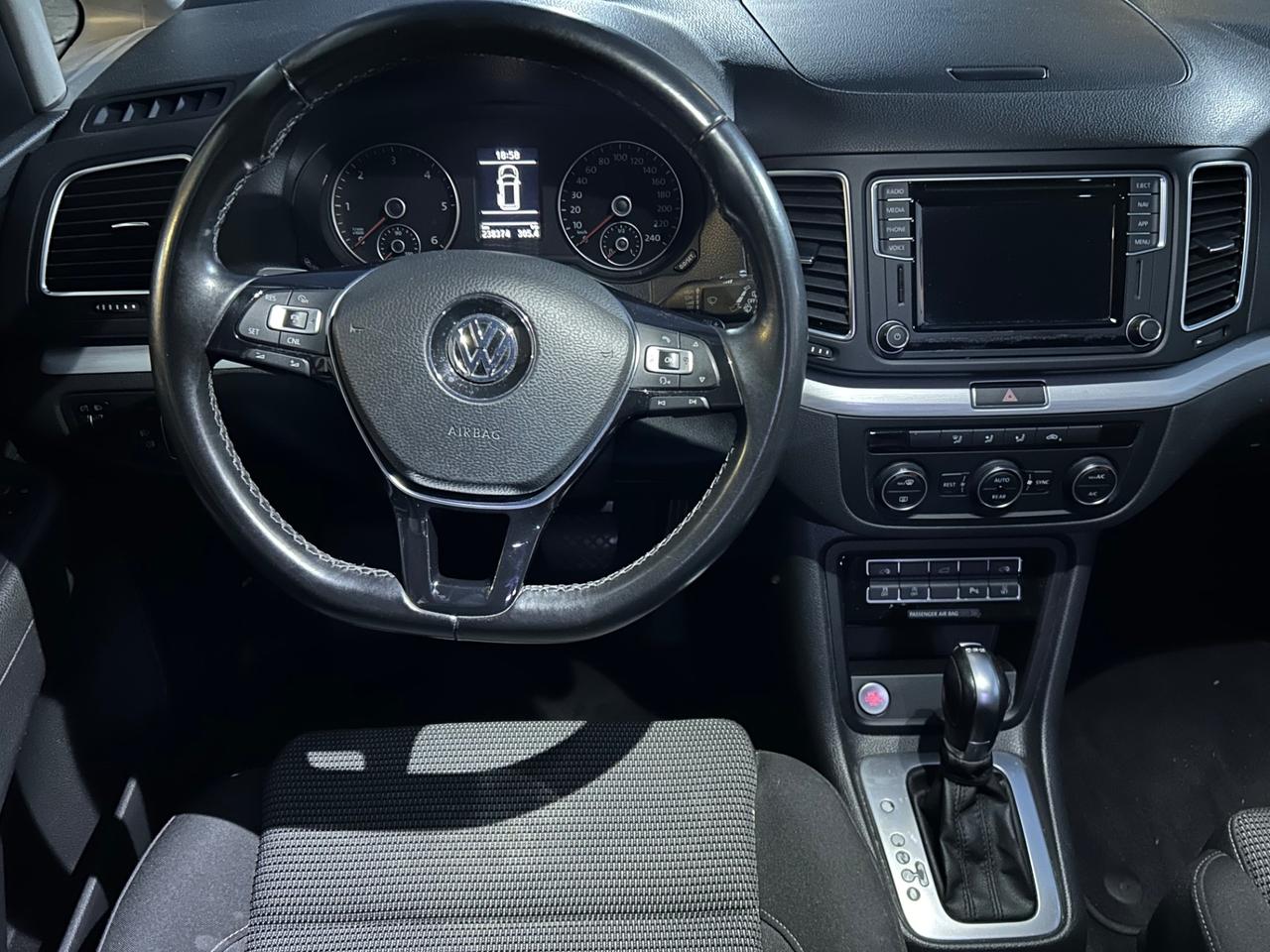 Volkswagen Sharan - 2019 2.0 TDI 150 CV DSG