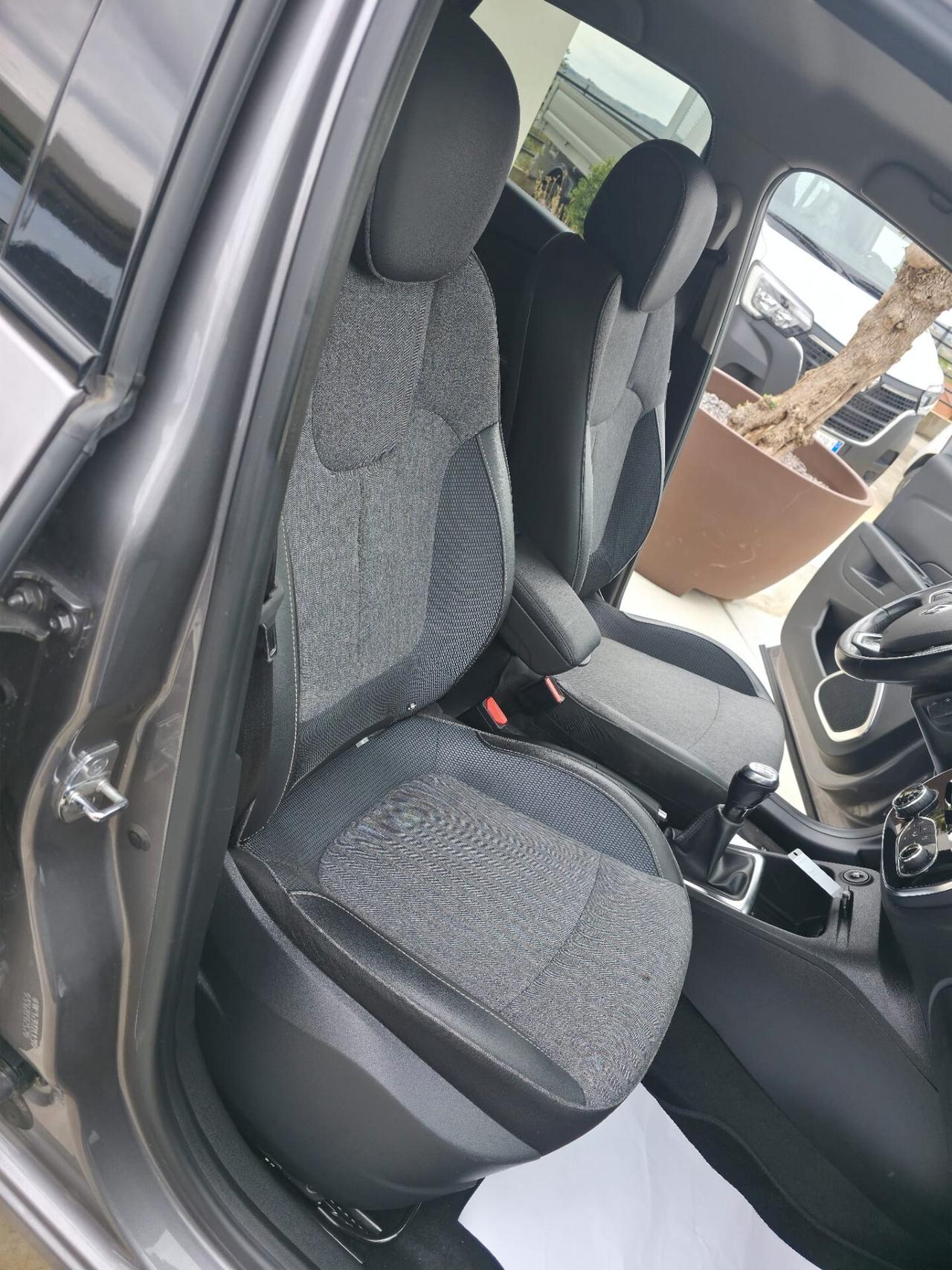 Renault Captur dCi 8V 90 CV EDC Start&Stop Energy Intens