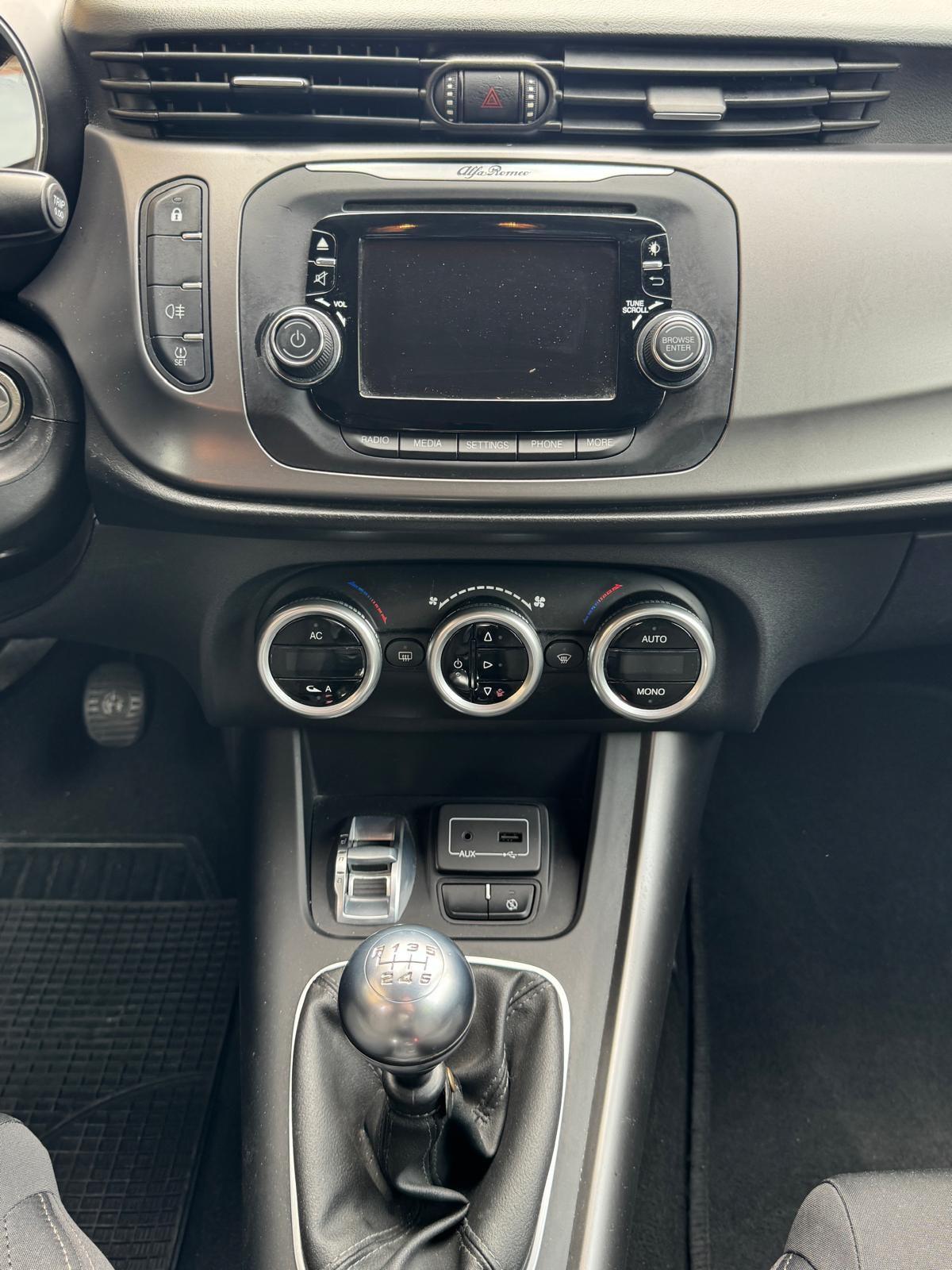 Alfa Romeo Giulietta 1.6 JTDm-2 120 CV Exclusive