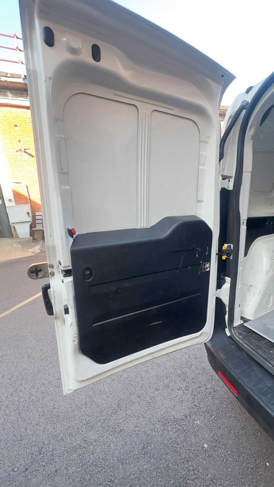 Fiat Doblo Doblò 1.6 MJT 105CV S&S PC-TN Cargo Trekking