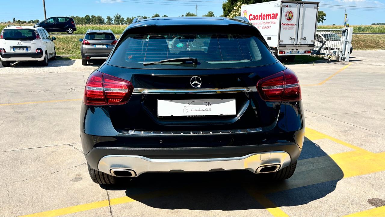 Mercedes-benz GLA 180 Premium