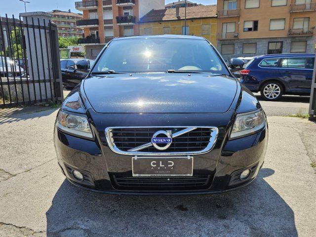 VOLVO V50 D2