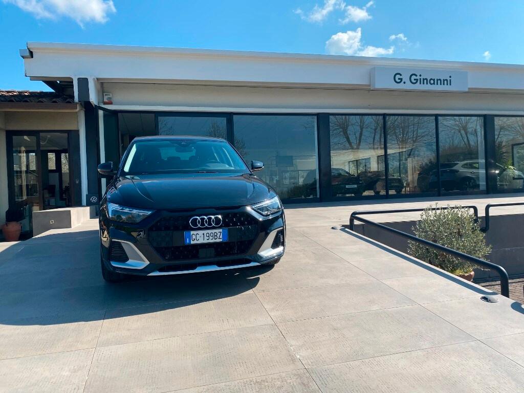 AUDI A1 2ª serie A1 citycarver 25 TFSI Admired