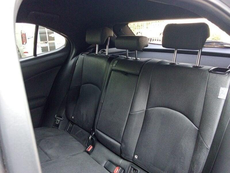 Lexus UX 250 Hybrid Premium 2WD