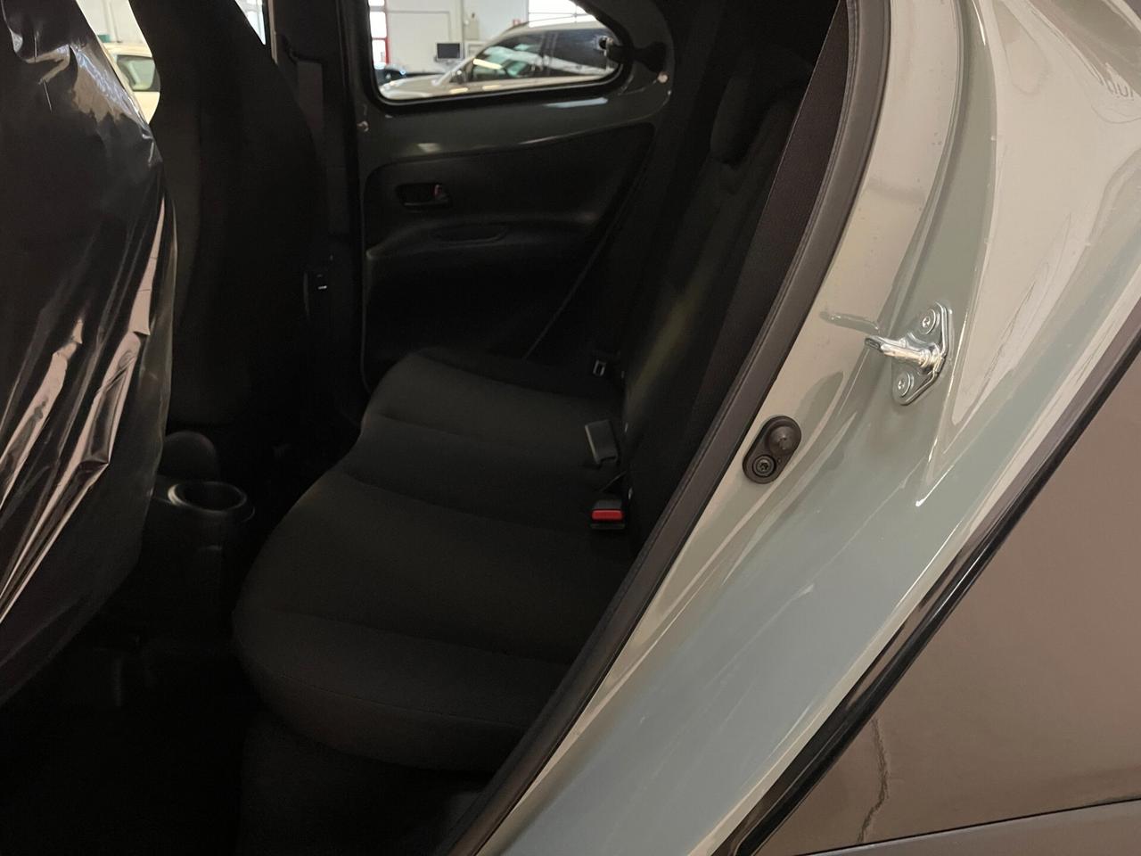 Toyota Aygo X Trend 1.0 72cv s-cvt c.auto-Ok Neopat-LEGGI SOTTO