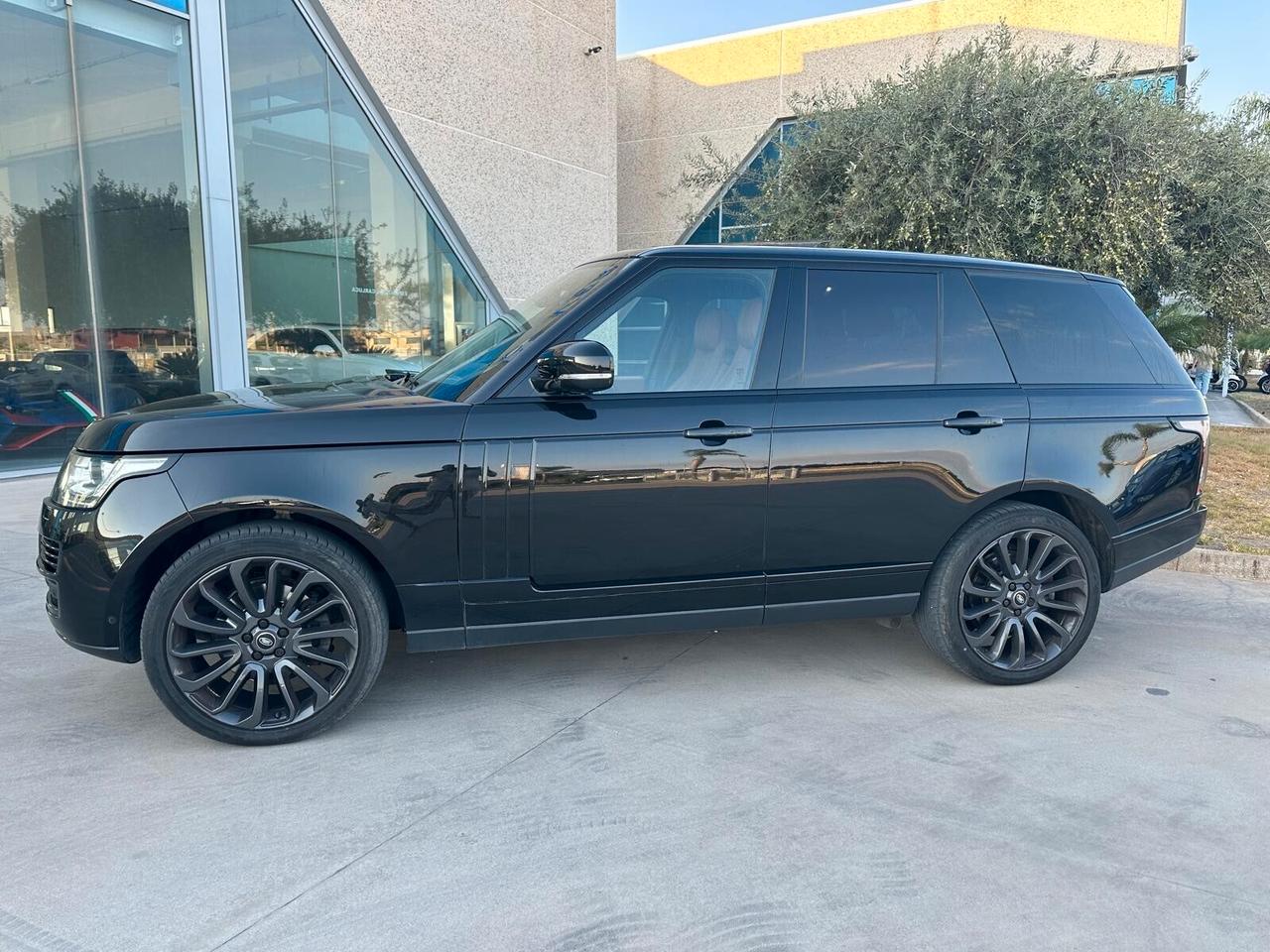 Land Rover Range 3.0 TDV6 Autobiography possibilità noleggio no scoring