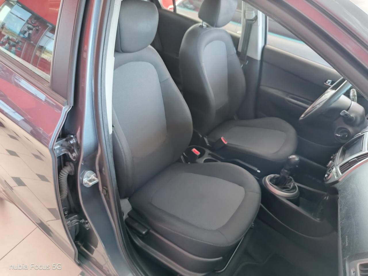Hyundai i20 1.1 CRDi 5p. Sound Edition