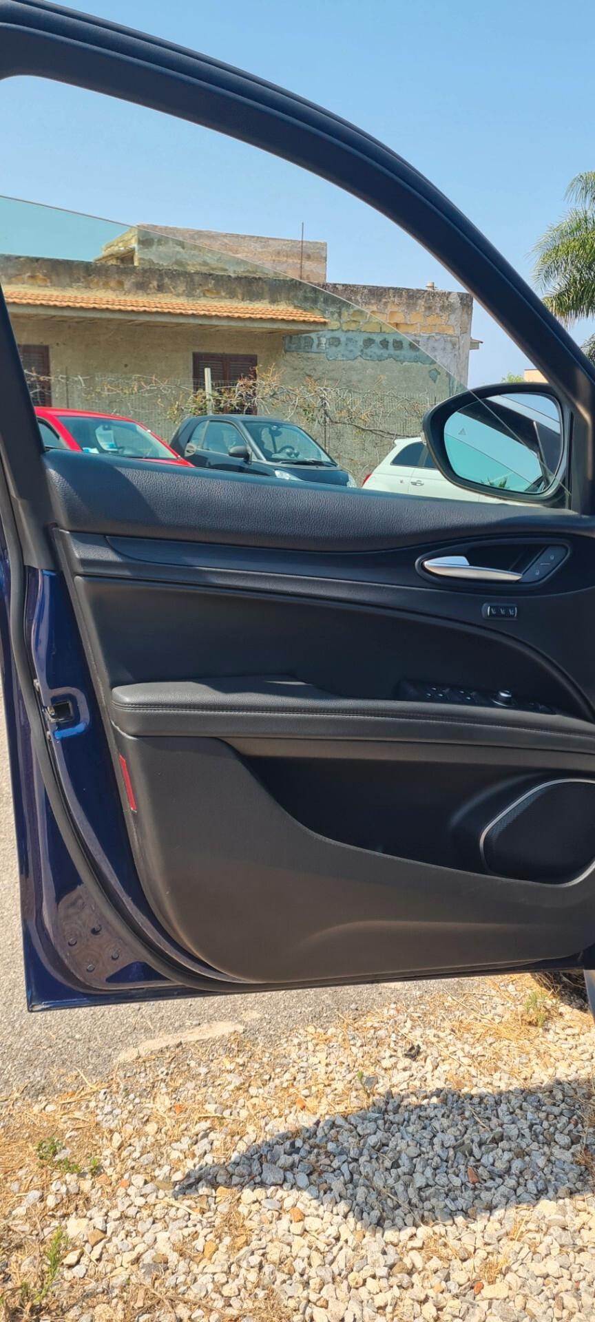 Alfa Romeo Stelvio 2.2 Turbodiesel 190 CV AT8 Q4 Super