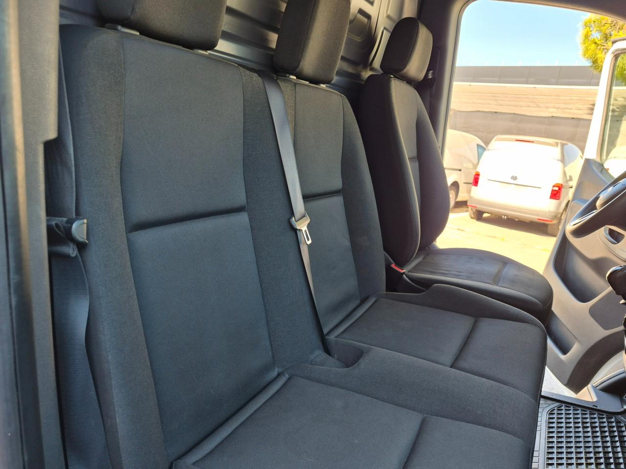 Mercedes Benz F39/35 311 CDI FWD TA Furgone