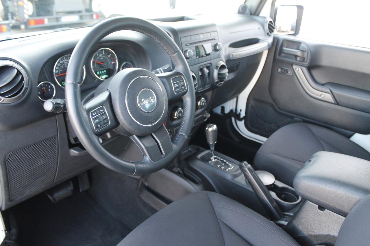 Jeep Wrangler 2.8 CRD DPF Sport Auto