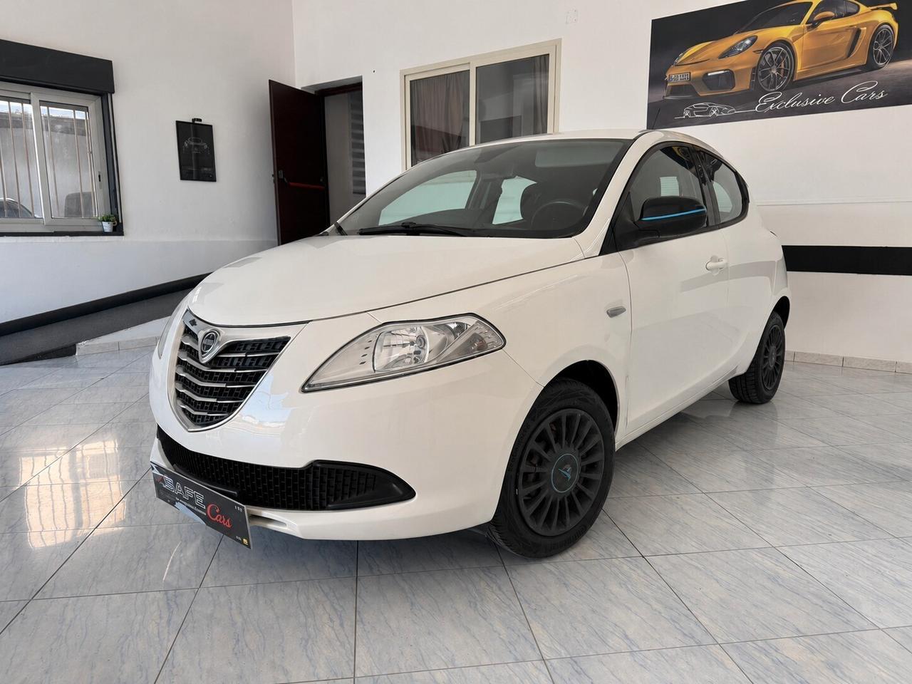 Lancia Ypsilon 1.2 69 CV 5 porte ELEFANTINO