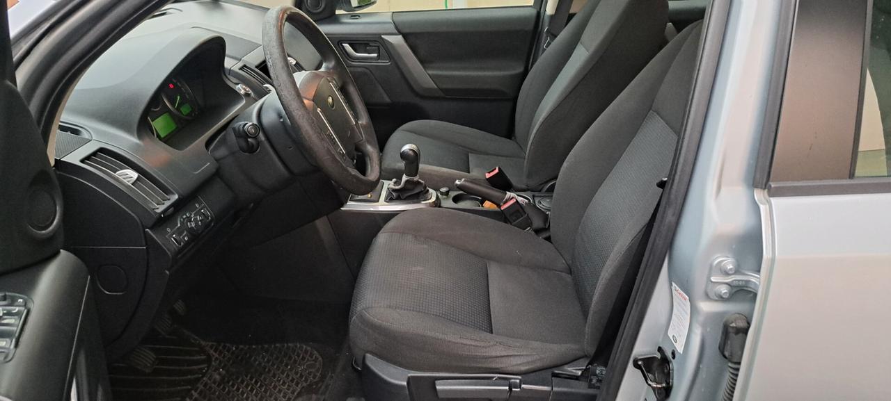 Land Rover Freelander 2 2.2 TD4 S