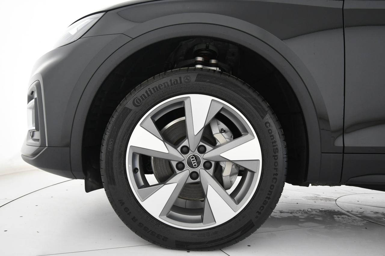 AUDI Q5 40 2.0 tdi mhev 12V Business Advanced quattro ACC+C19"