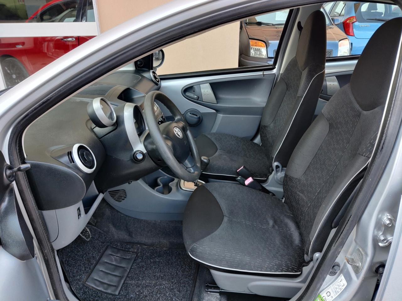 Toyota Aygo 1.0 Benzina 5 porte AUTOMATICA 2008