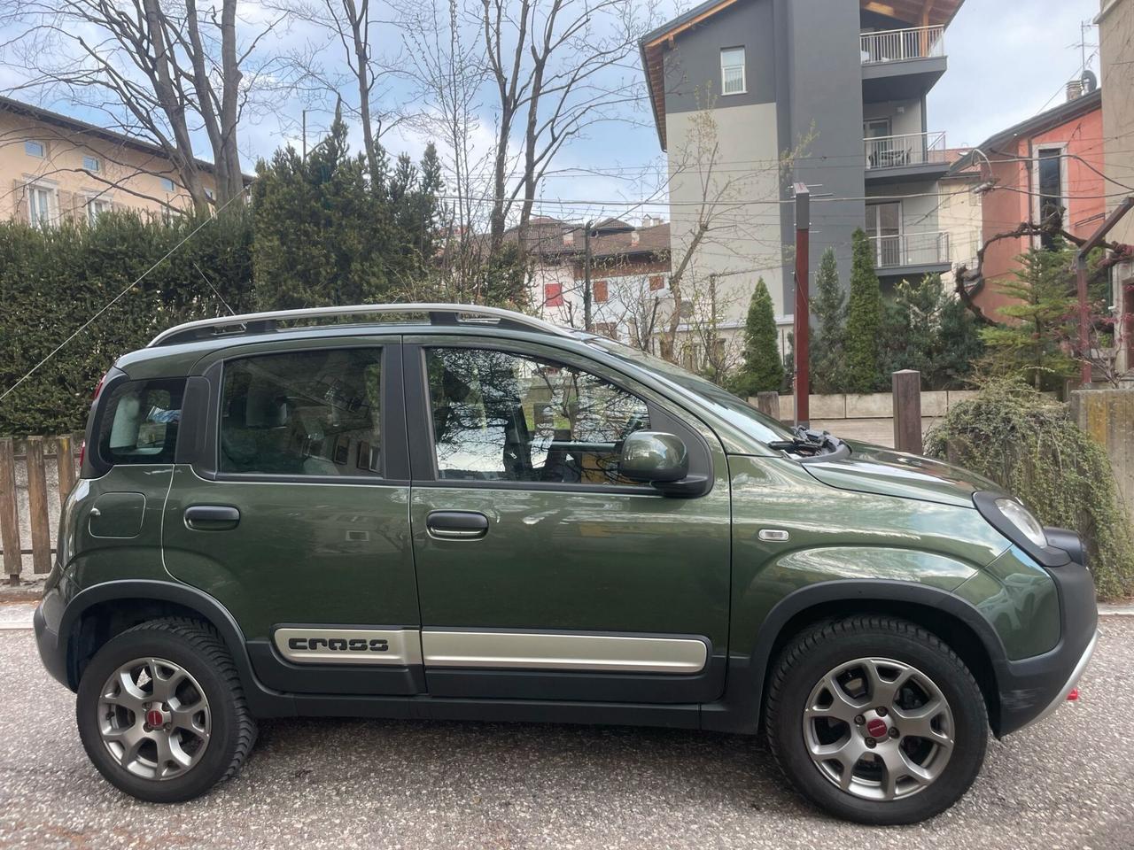 FIAT PANDA CROSS 4x4 1.3 MJT 95 CV S&S - 26000 KM